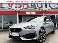 CUPRA Leon - 1.4 E-HYBRID AUT. 245PK VZ PERFORMANCE PANO-DAK LEER NAVI CAMERA CARPLAY WINTER-PAKKET