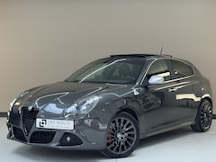 Alfa Romeo Giulietta - 1.7 TBi Quadrifoglio Verde, 235PK, 2010, Panoramadak, Bose, Volledig leder, 4 seizoen band