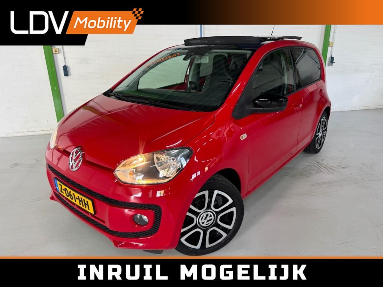 Volkswagen Up! - 1.0 GROOVE UP! / Automaat / Lederen bekleding / Cruise control / Stoelverwarming / Bluetoo - AutoWereld.nl