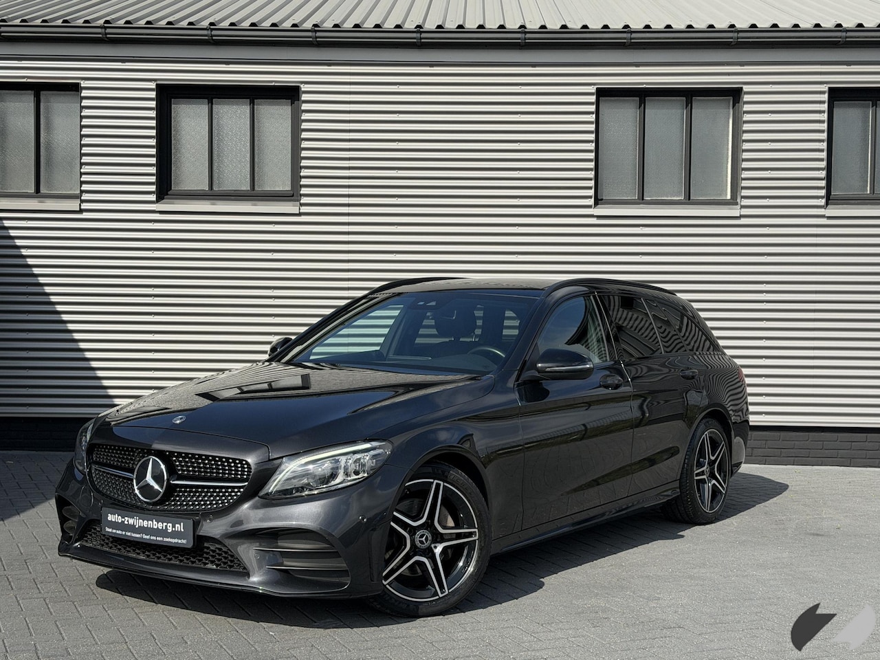 Mercedes-Benz C-klasse Estate - 180 AMG |Pano|Trekhaak|Camera| - AutoWereld.nl