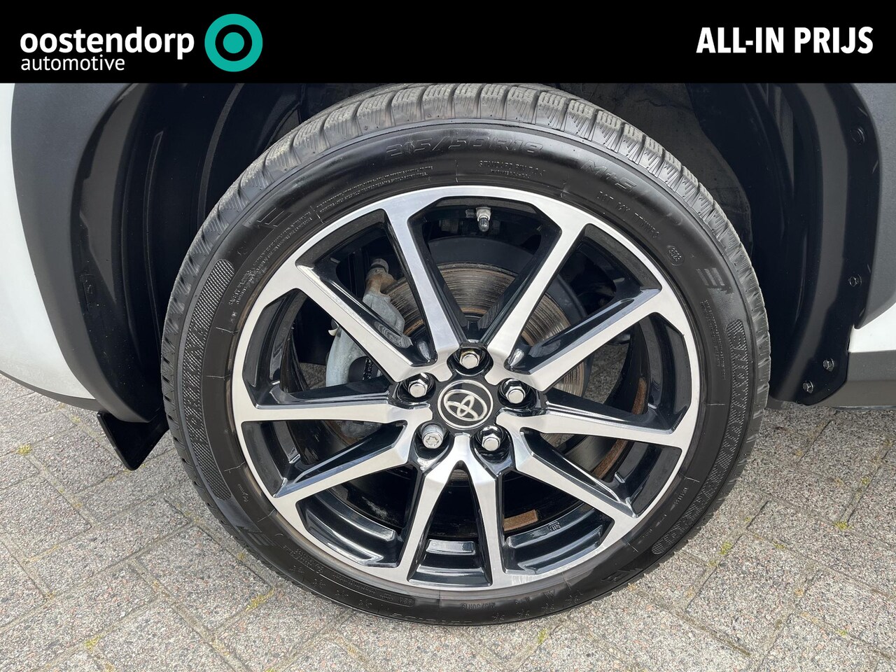 Toyota Yaris Cross - 1.5 Hybrid GR Sport | All-in prijs | Automaat | Stoelverwarming | Stuurverwarming - AutoWereld.nl
