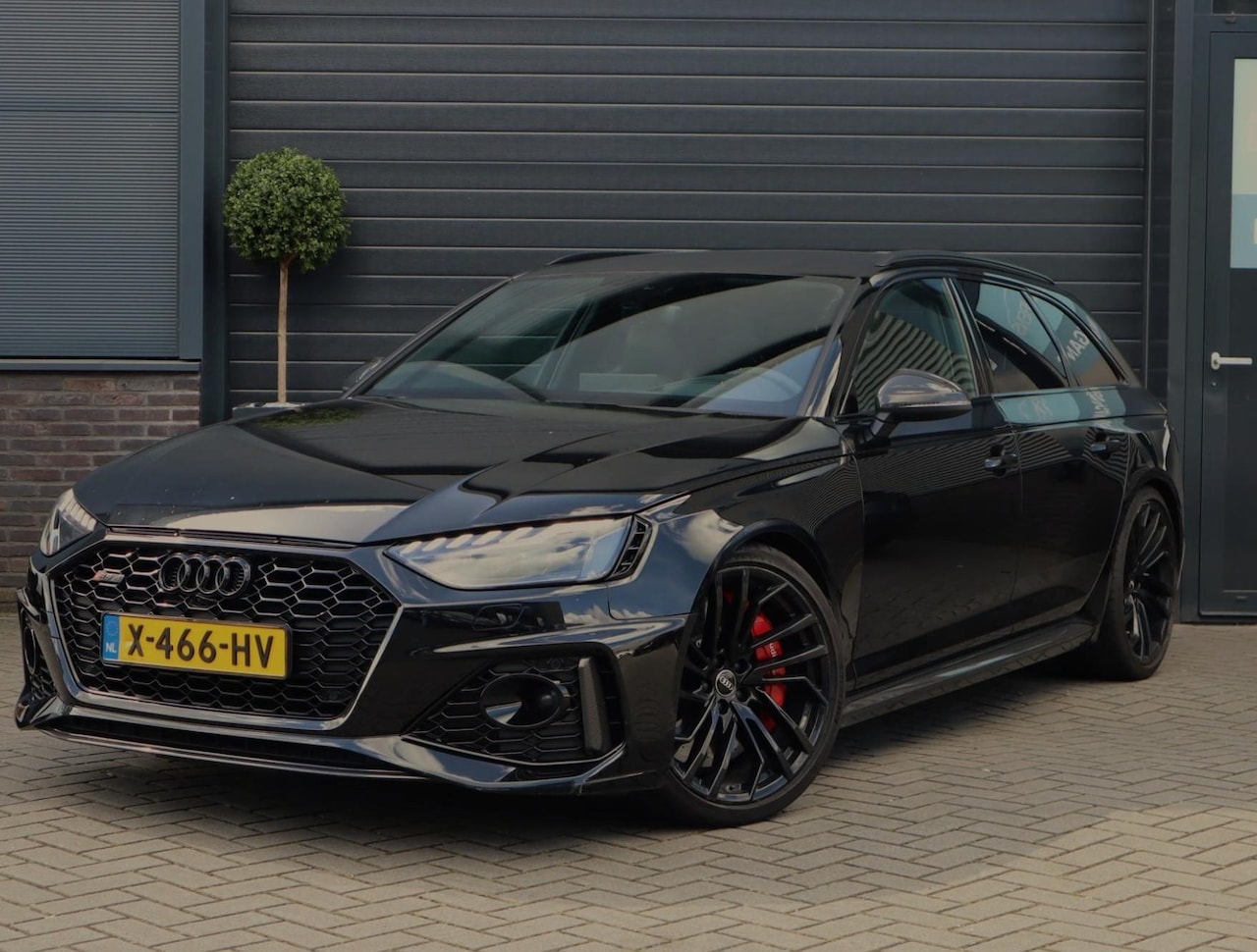 Audi A4 Avant - 2.9 TFSI RS 4 quattro | Keramisch | RS dynamic | Bang & Olufsen 3D | HUD | ACC - AutoWereld.nl