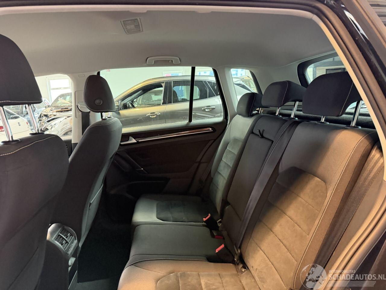 Volkswagen Golf Sportsvan - 1.4 TSI Highline 1.4 TSI Highline