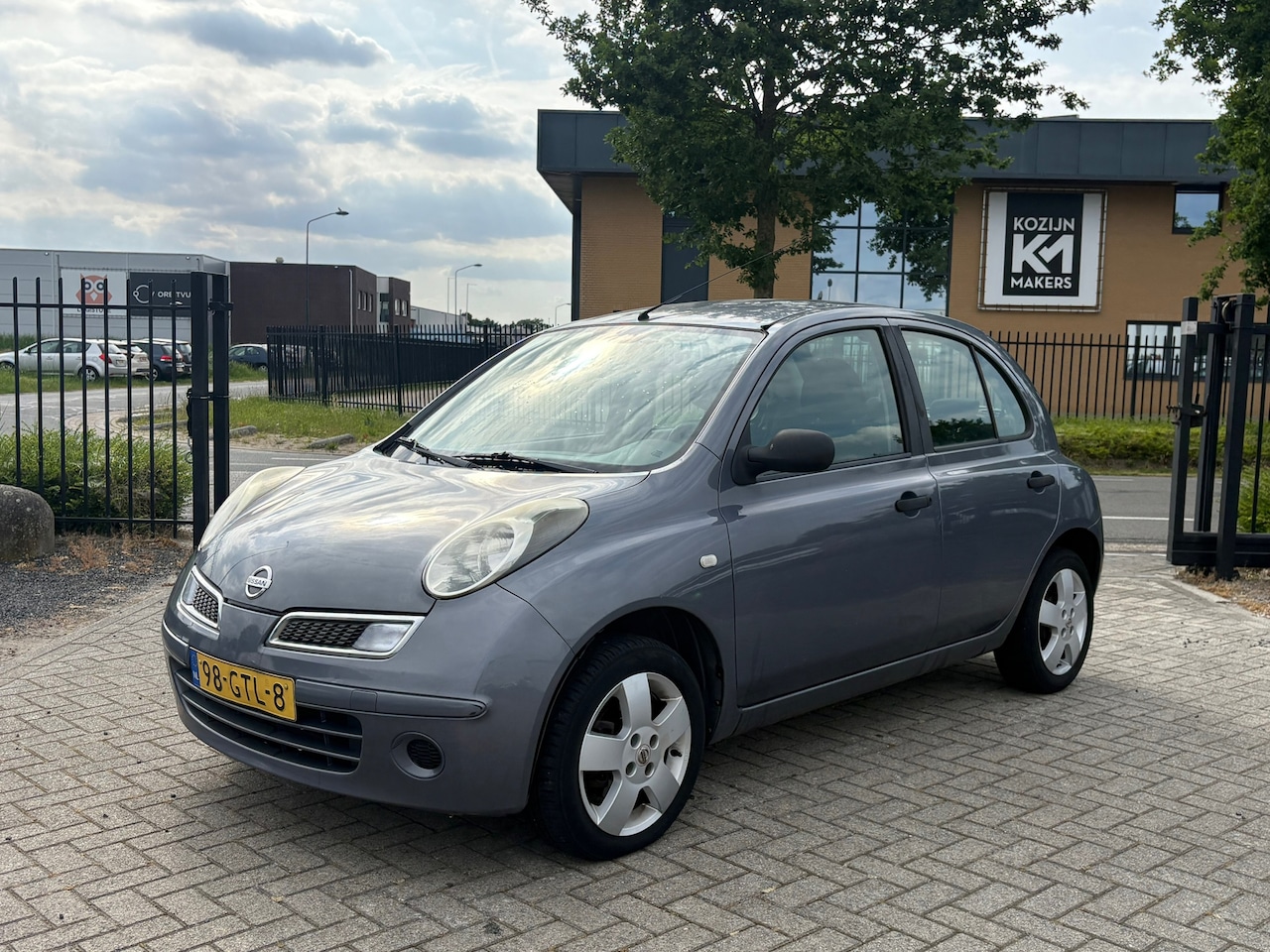 Nissan Micra - 1.2 Mix | 5 Doors | Airco | LM Velgen - AutoWereld.nl