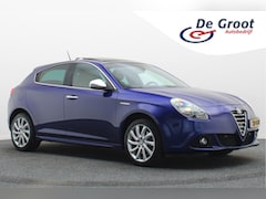 Alfa Romeo Giulietta - 1.4 T Exclusive Panoramadak, Leer, Navigatie, Climate, PDC