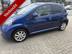 Toyota Aygo - 1.0-12V Sport