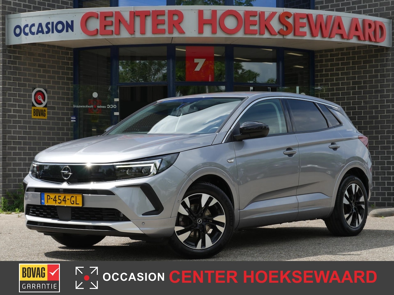 Opel Grandland - 1.2 Turbo 130pk S&S Business Elegance | Navi Pro | Camera | CarPlay | Trekhaak | - AutoWereld.nl
