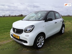 Smart Forfour - Electric drive 18 kWh|Nieuwe ACCU|Carplay|Parkeercamera|Airco|Bluetooth|Nieuwe APK|Zeer ne
