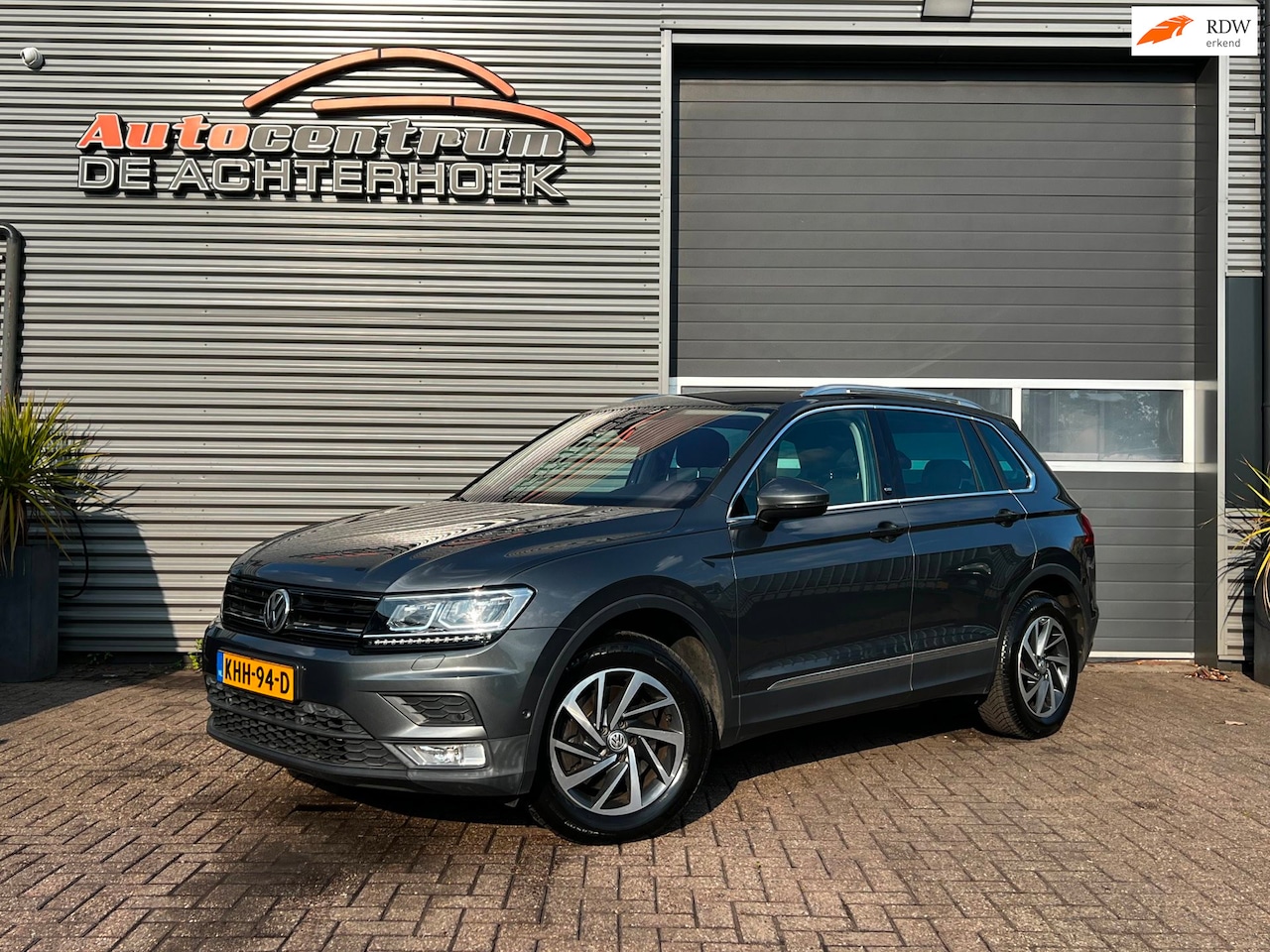 Volkswagen Tiguan - 2.0 TSI 4Motion SOUND | ACC | Trekhaak | Virtual Cockpit - AutoWereld.nl