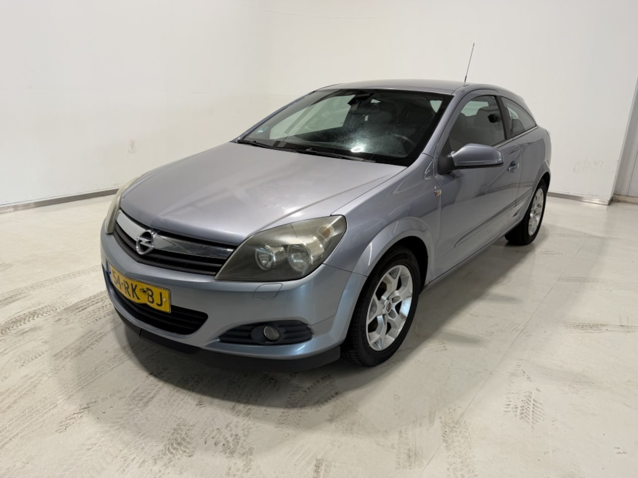 Opel Astra GTC - 1.8 Sport 1.8 Sport - AutoWereld.nl