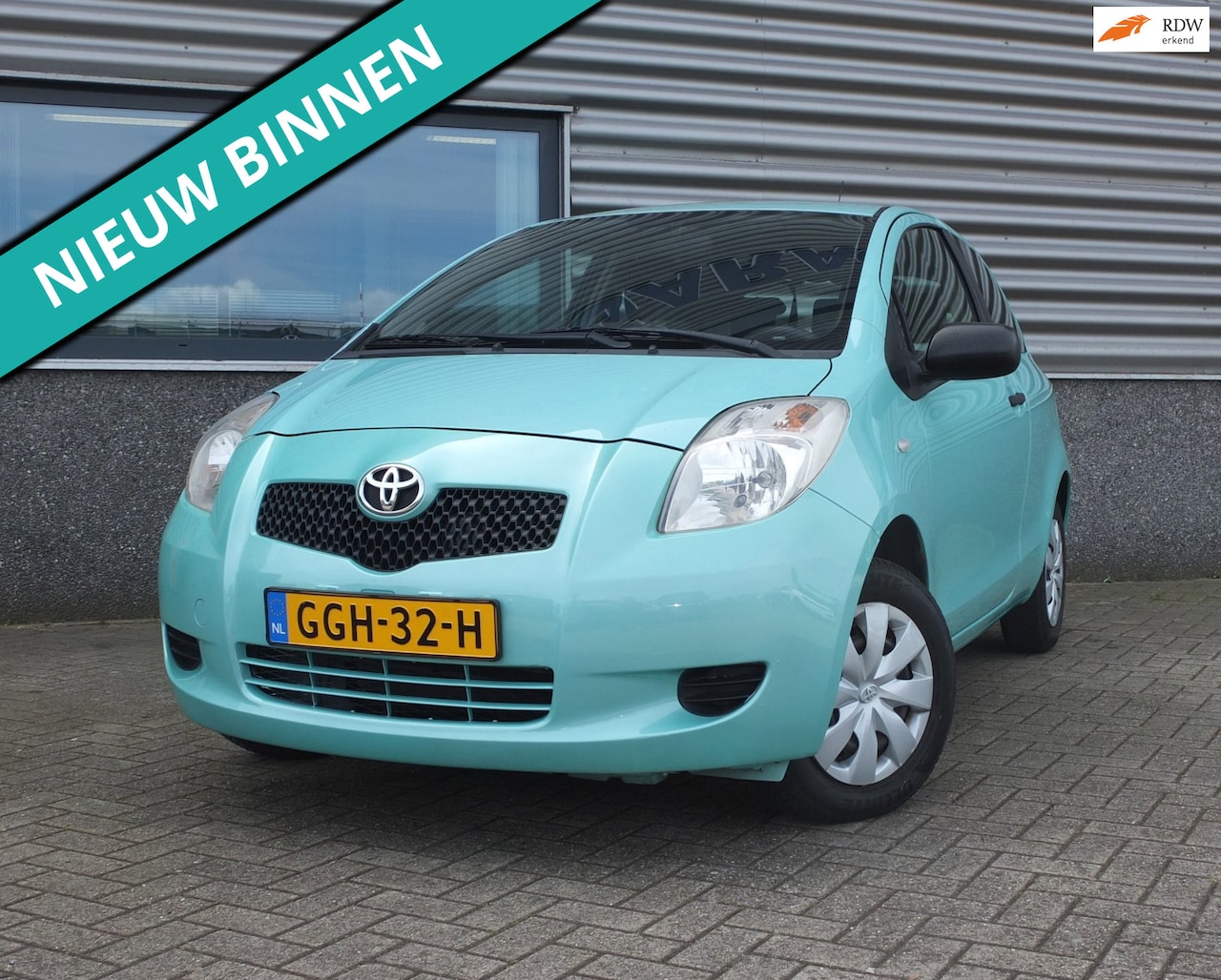 Toyota Yaris - 1.0 Idols | 86.086 KM | Unieke kleur | Zeer nette staat | Optie Carplay - AutoWereld.nl
