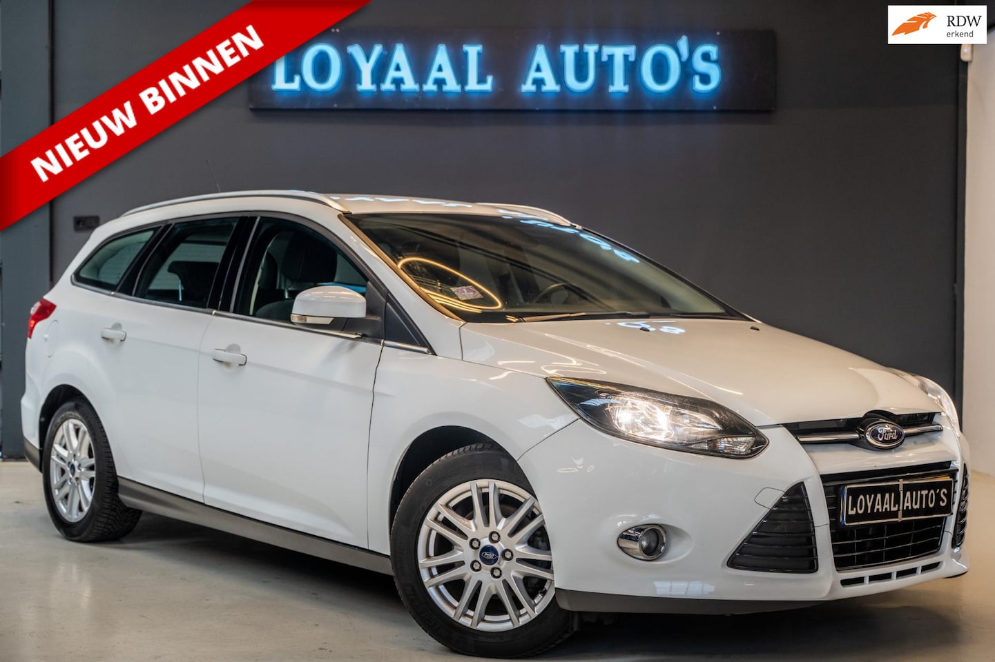 Ford Focus Wagon - 1.0 EcoBoost Titanium | NAVI | AIRCO | CRUISE | TREKHAAK | PDC | NAP | APK. - AutoWereld.nl