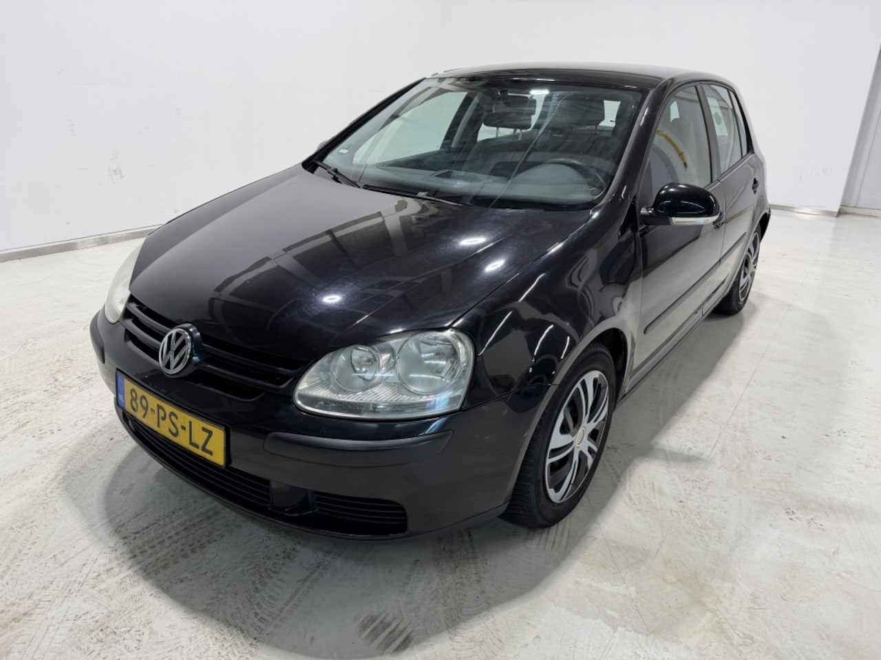 Volkswagen Golf - 1.4 FSI Trendline 1.4 FSI Trendline - AutoWereld.nl