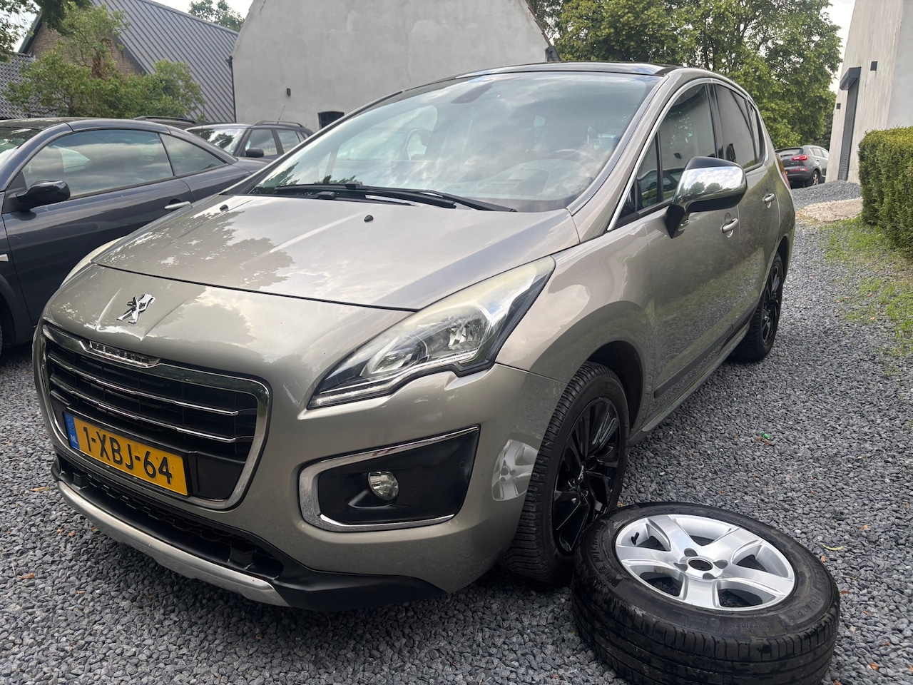 Peugeot 3008 - 1.6 THP Allure KM 117405 MET NAP - AutoWereld.nl
