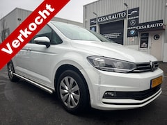 Volkswagen Touran - 2.0 TDI SCR AUTOMAAT / 151 DKM / DEALER ONDERHOUDEN
