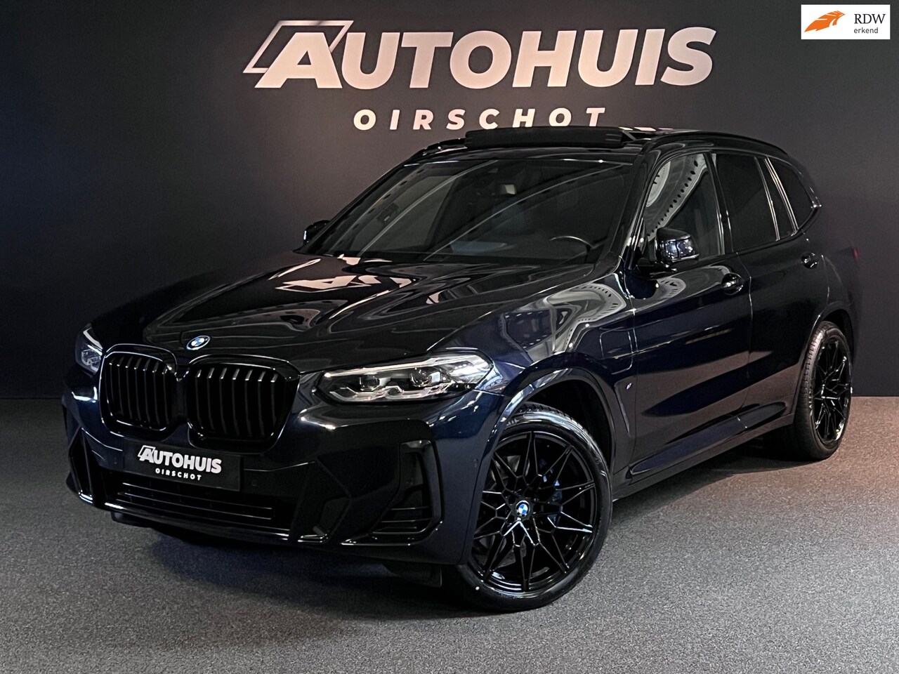 BMW X3 - XDrive30e High Executive Edition M Memory stoelen / 20"/ Camera/ Trekhaak/ M Sport remmen - AutoWereld.nl