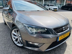 SEAT Leon - 1.4 TSI FR FULL LED 17' FR LMV KLIMA CRUIS LEDER