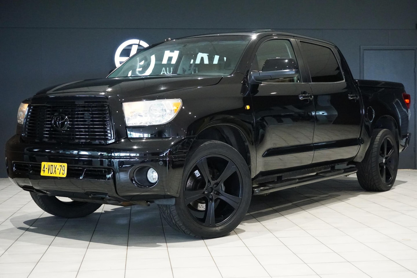 Toyota Tundra - 5.7 V8 Double Cab *158.417 KILOMETER* + LPG / PANO / HARDTOP - AutoWereld.nl