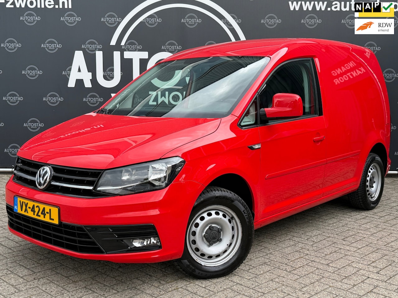 Volkswagen Caddy - 2.0 TDI L1H1 Automaat / Apple Carplay / Euro 6 / NAP / Navi / APK / Airco - AutoWereld.nl