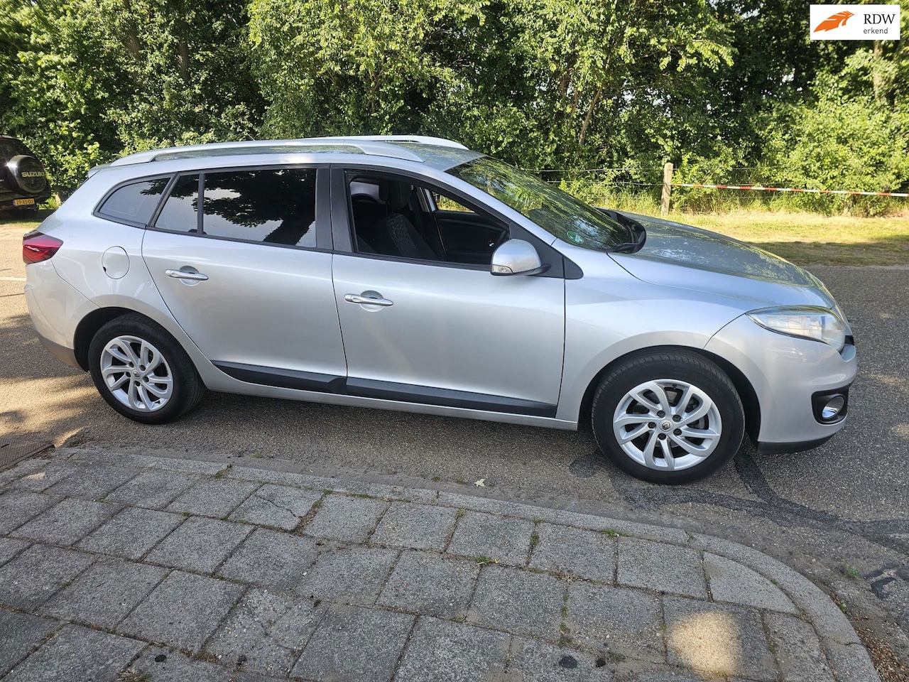 Renault Mégane Estate - 1.6 Dynamique - AutoWereld.nl