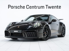 Porsche 911 - Carrera 4 GTS