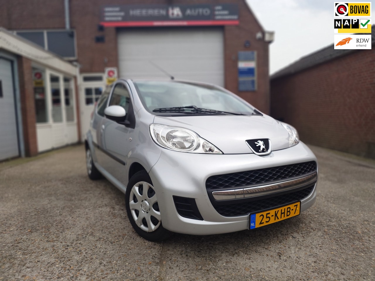 Peugeot 107 - 1.0-12V XS 1.0-12V XS, Automaat!, Dealer onderhouden, 1e eigenaar, Airco, 49000km! - AutoWereld.nl