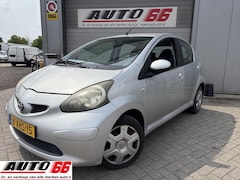 Toyota Aygo - 1.0-12V + Apk tot 06-2027
