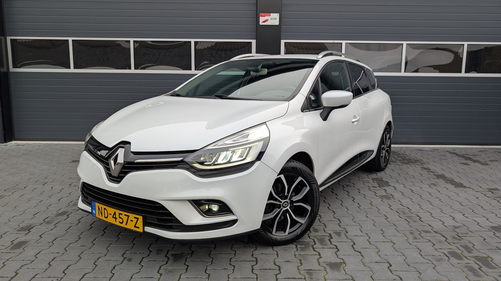 Renault Clio Estate - 0.9 TCe Intens - AutoWereld.nl