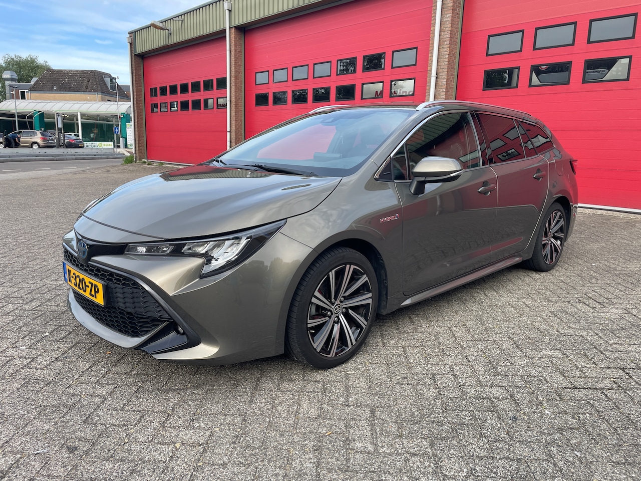 Toyota Corolla Touring Sports - 1.8 Hybrid Dynamic - AutoWereld.nl