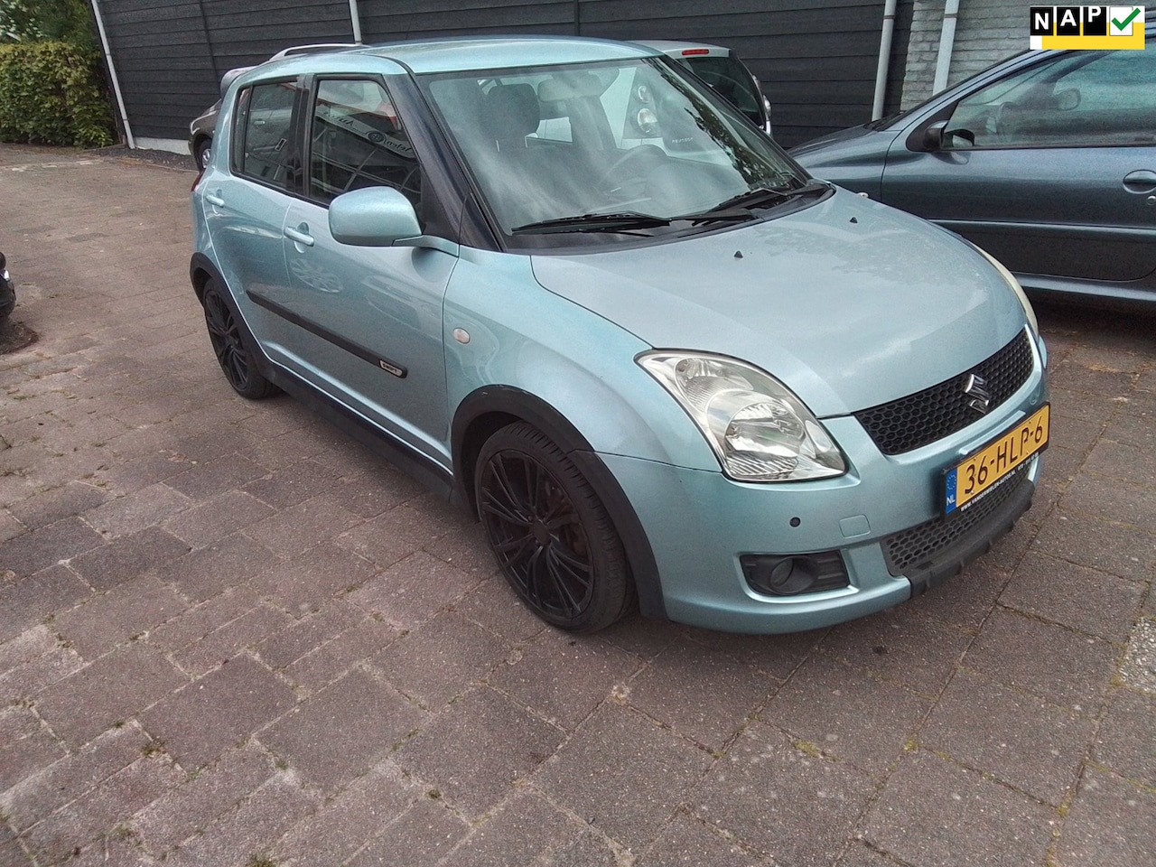 Suzuki Swift - 1.3 Shogun Zeer lux.s Airco- lmv Uitbouwset org neel - AutoWereld.nl