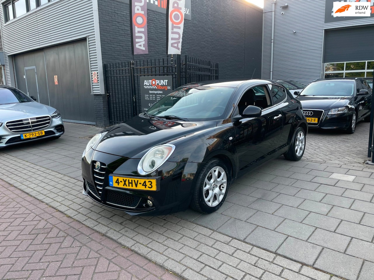 Alfa Romeo MiTo - 1.4 Sport Airco 6Bak NAP APK 1 Jaar - AutoWereld.nl