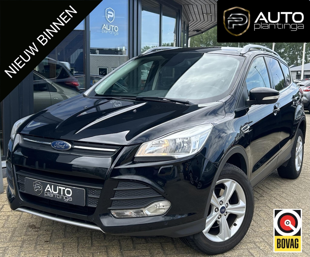 Ford Kuga - 1.5 Titanium Styling Pack 150PK | Nette Staat! | Trekhaak | Parkeersensoren Voor en Achter - AutoWereld.nl