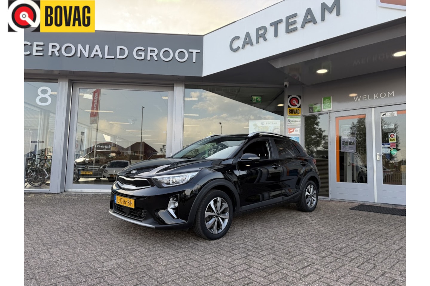 Kia Stonic - 1.0 T-GDi Hybride Dyn+L | Airco | Carplay | Cruise | Lage Km sta - AutoWereld.nl