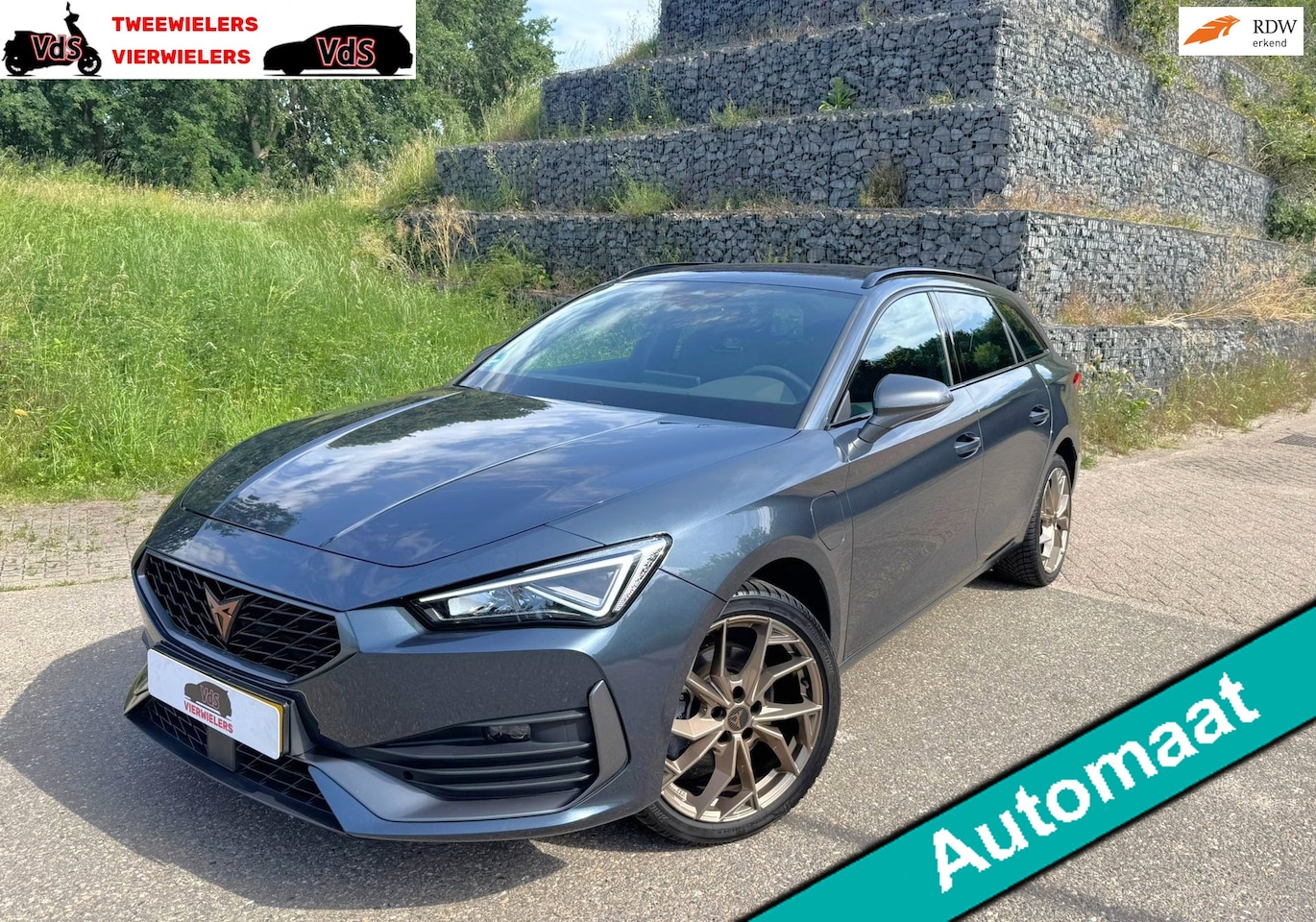 CUPRA Leon Sportstourer - 1.4 e-Hybrid VZ Business Carplay Led matrixx - AutoWereld.nl