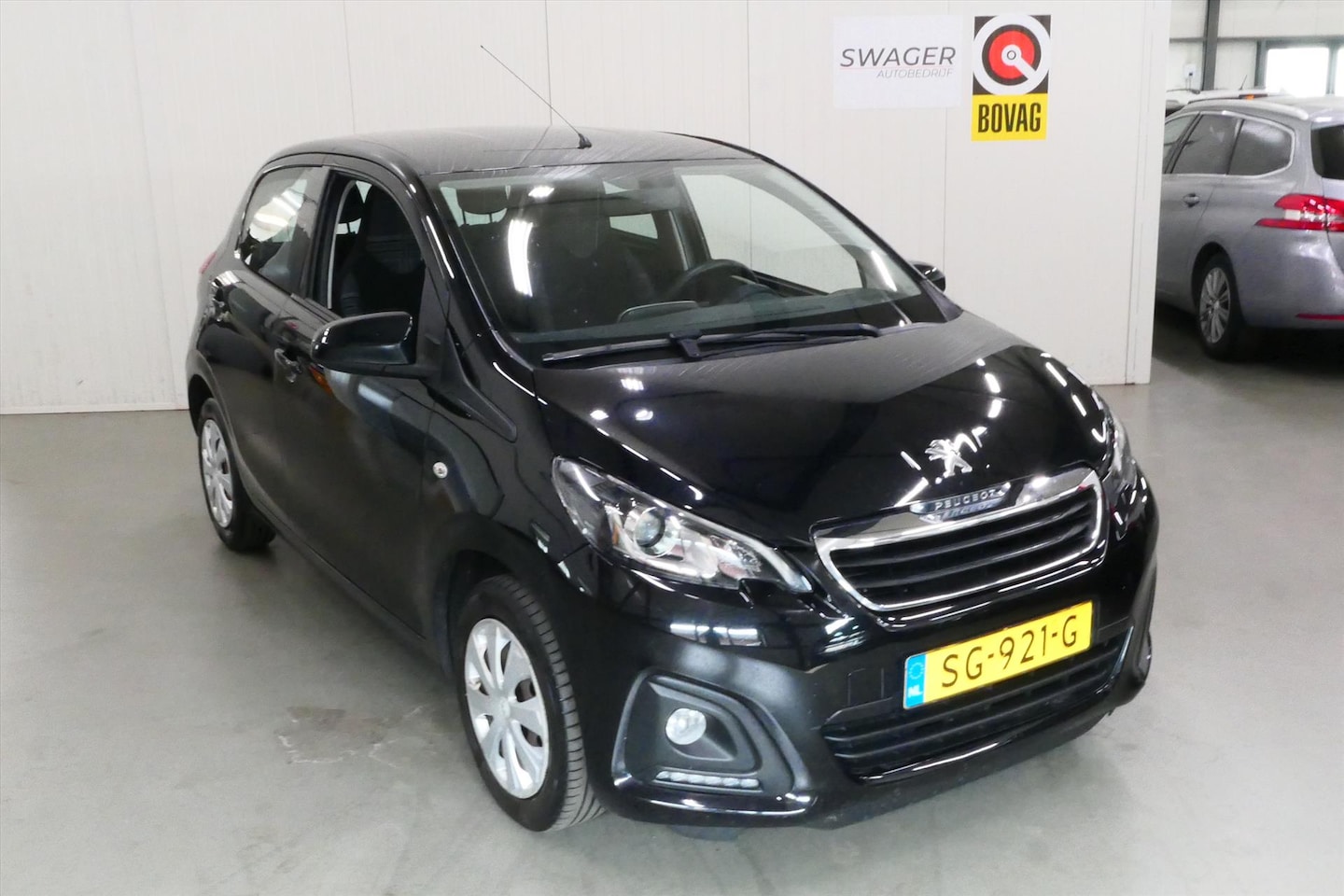 Peugeot 108 - 1.0 e-VTi 68pk 5D Active - AutoWereld.nl