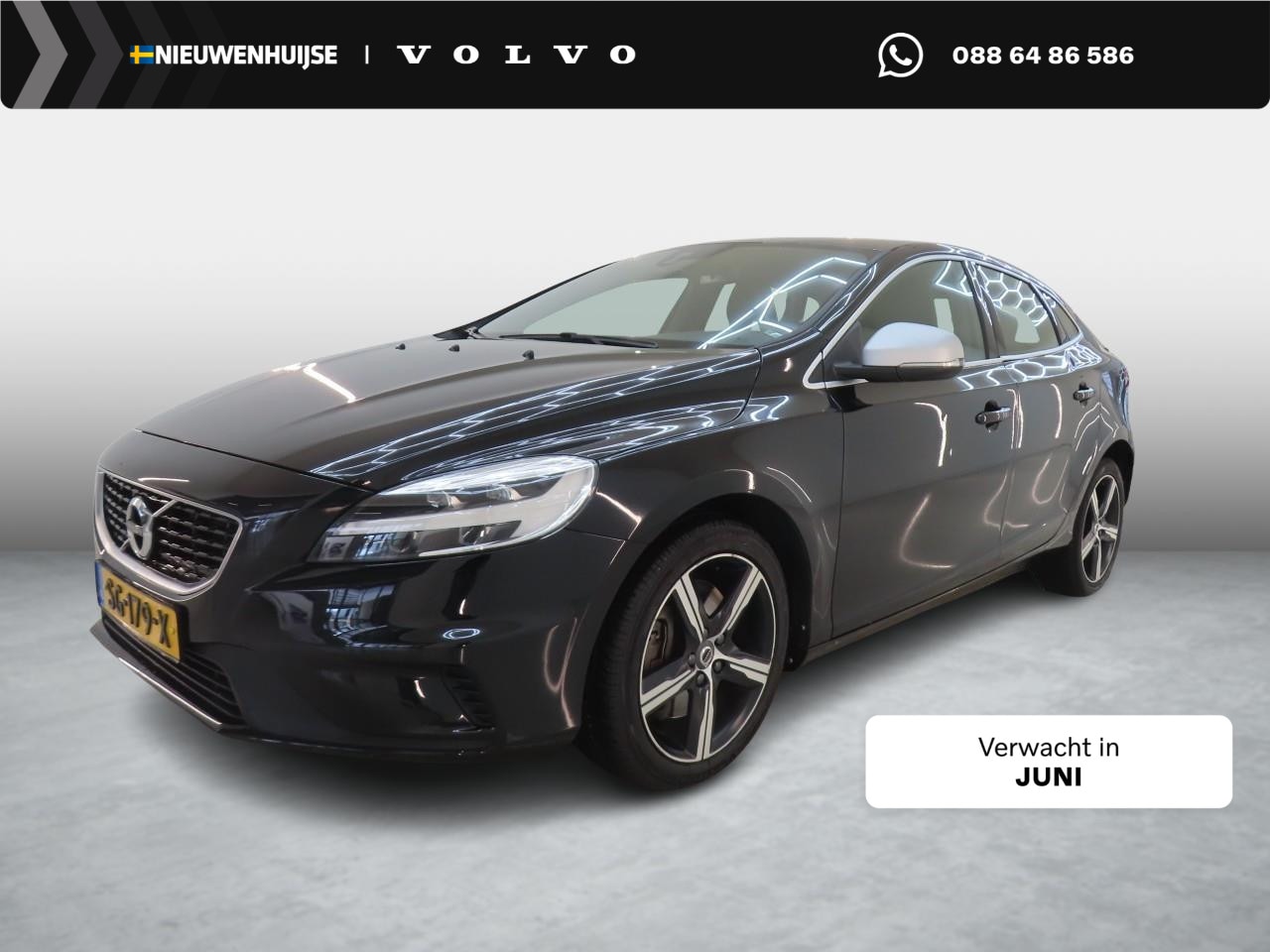 Volvo V40 - 2.0 T4 Business Sport | Automaat | Stoelverwarming | Parkeersensoren | High Performance Au - AutoWereld.nl