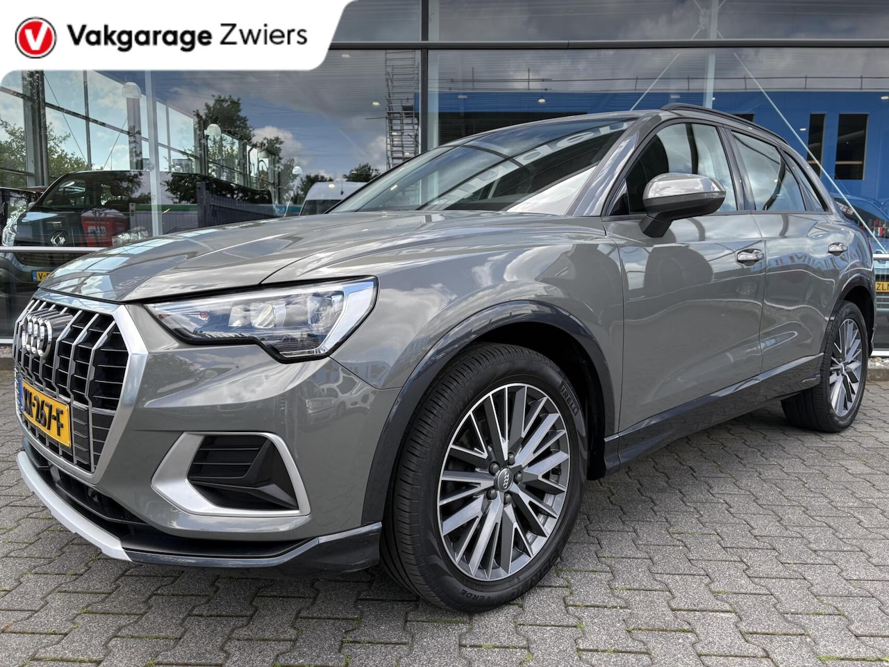 Audi Q3 - 35 TFSI S Line Pro Line Cruise|Carplay|Afnem.Haak|PDC|Automaat. - AutoWereld.nl