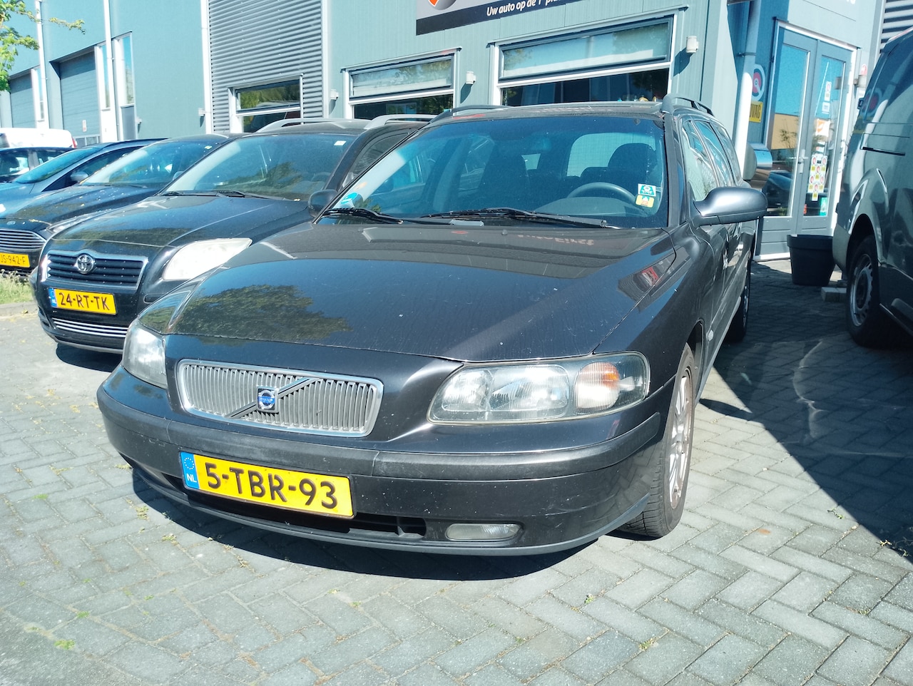 VOLVO V70