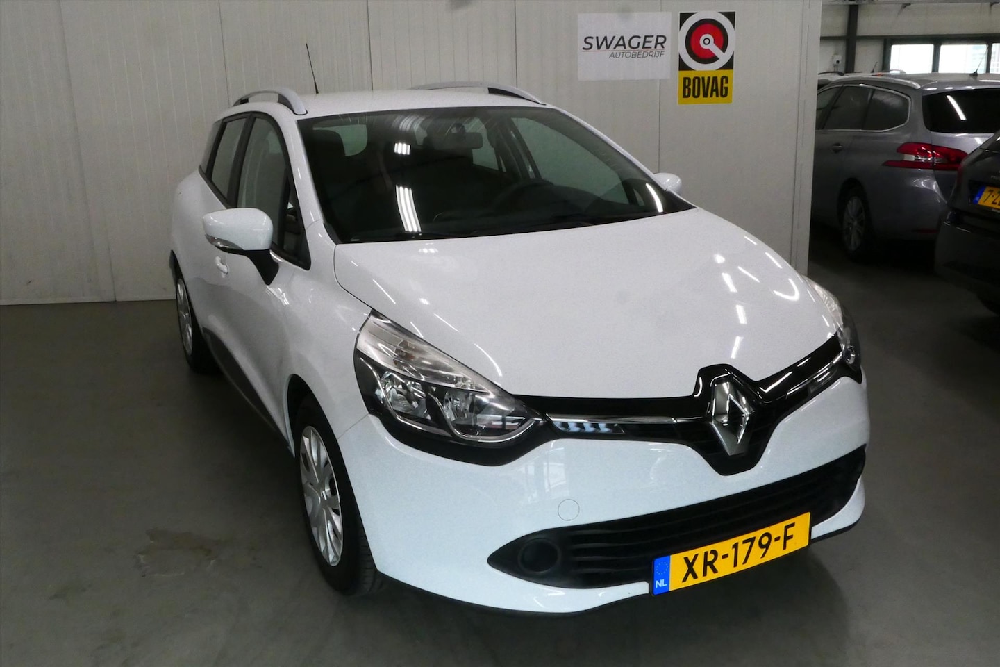Renault Clio Estate - Energy TCe 90pk Expression - AutoWereld.nl