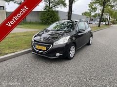 Peugeot 208 - 1.2 VTi Inruil Koopje