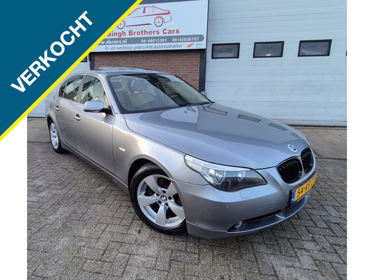 BMW 5-serie - 523i EXE AUT DAK LEER NAP PDC INRUIL MOG!!! - AutoWereld.nl