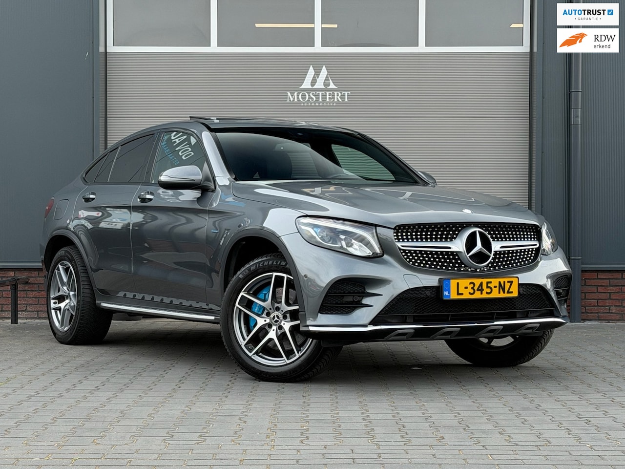 Mercedes-Benz GLC-klasse Coupé - 350e 4MATIC AMG 1|2017|AMG-line|Pano|Trekhaak|Stoelverw.|Camera|21"LMV - AutoWereld.nl