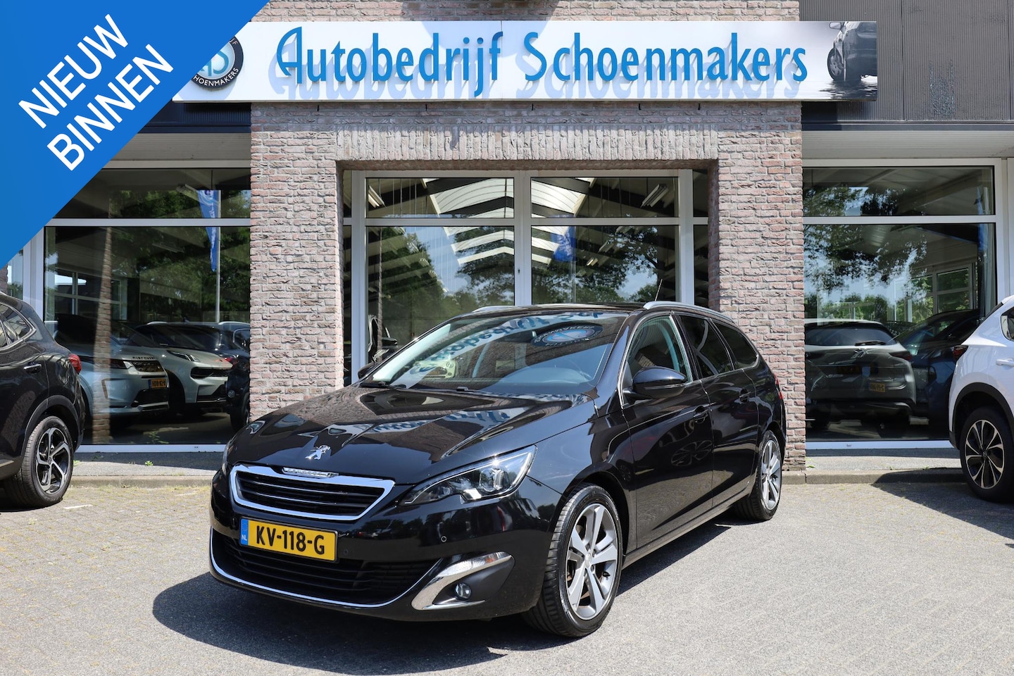 Peugeot 308 SW - 1.2 PureTech Style CRUISE NAVI CLIMA BT-TELEFOONVERB. PDC LMV - AutoWereld.nl