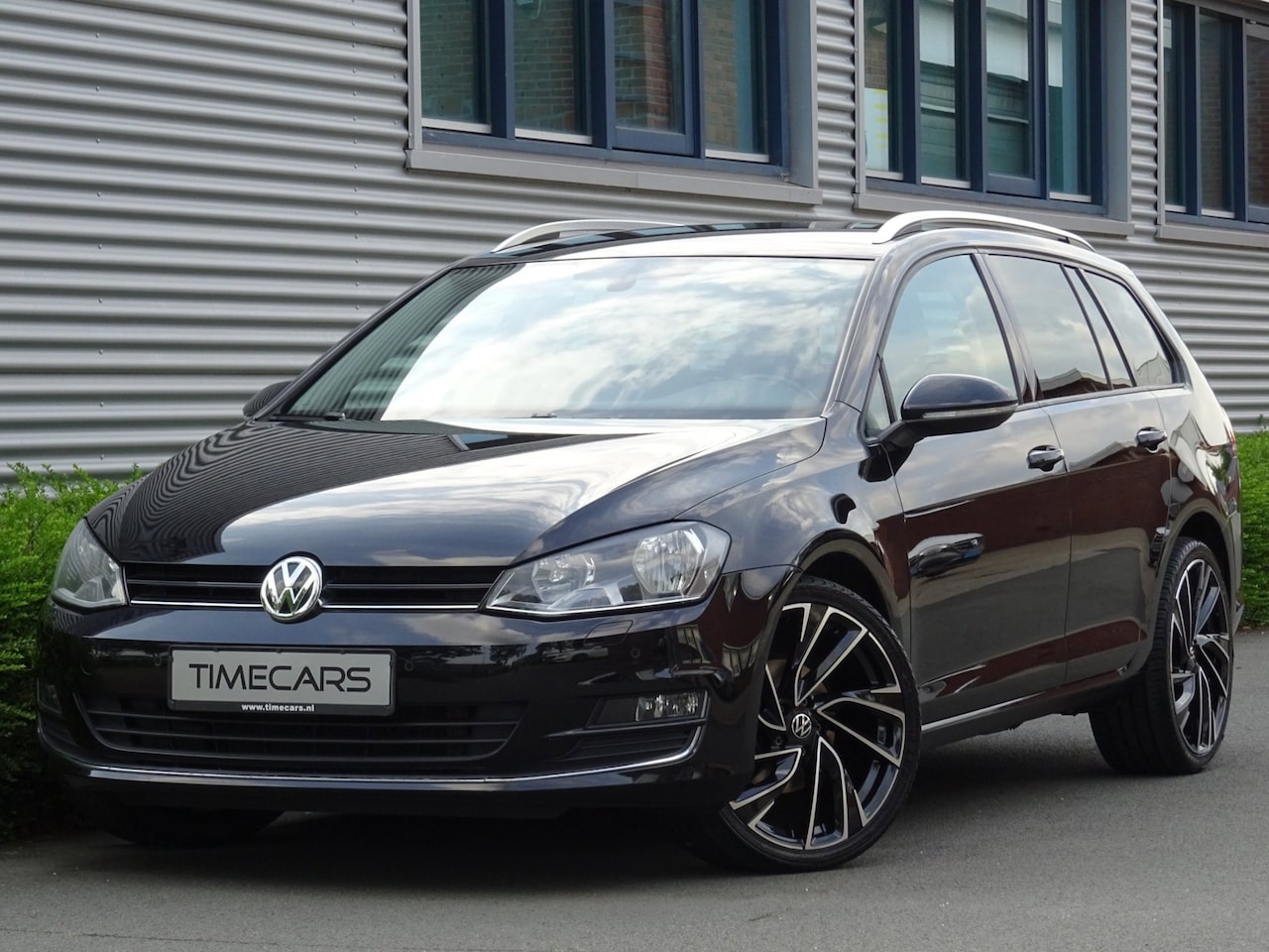Volkswagen Golf Variant - 7 1.2 TSI 110 PK Lounge Carplay PDC - AutoWereld.nl