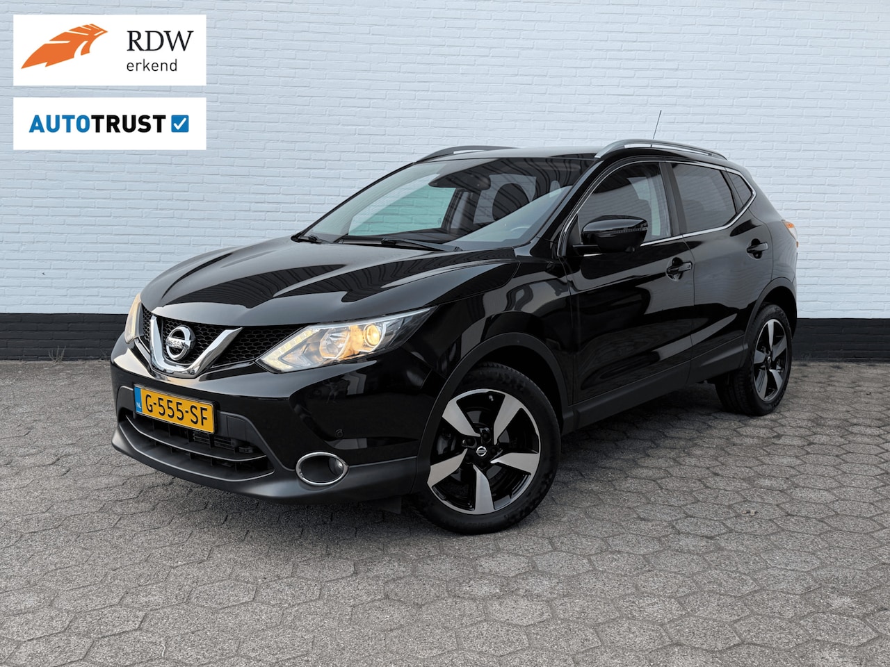 Nissan Qashqai - 1.2 Connect PANO l CRUISE l 360 l AUTOMAAT! - AutoWereld.nl