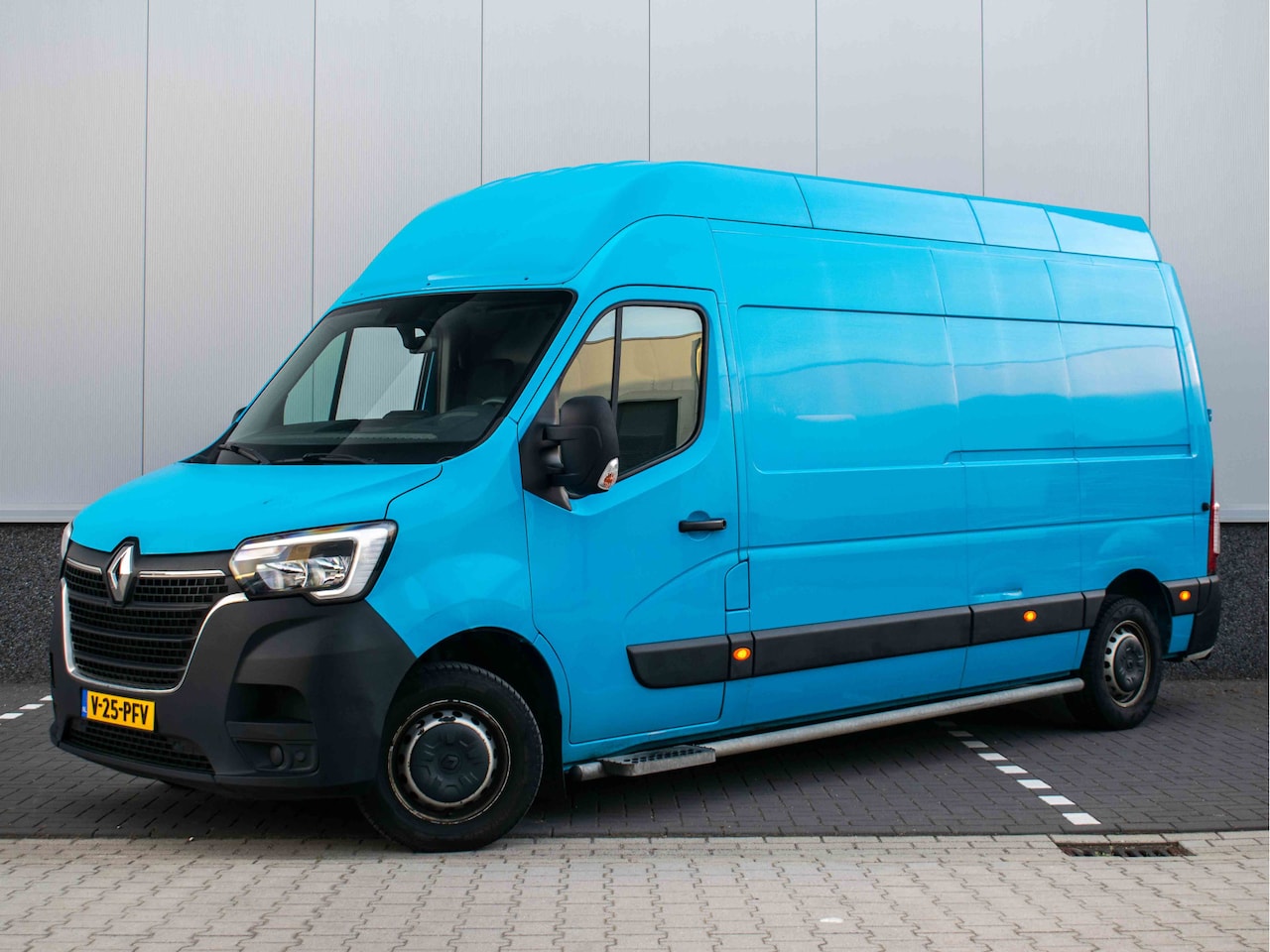 Renault Master - T35 2.3 dCi 180 L3H3 Automaat | Cruise | Camera | PDC | - AutoWereld.nl