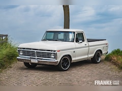 Ford F100 - Shortbed custom, 351 Cleveland, MSD, Edelbrock, headers en 9-inch rear end