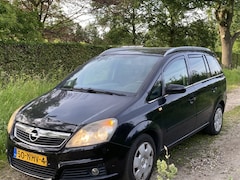 Opel Zafira - 1.6 Essentia