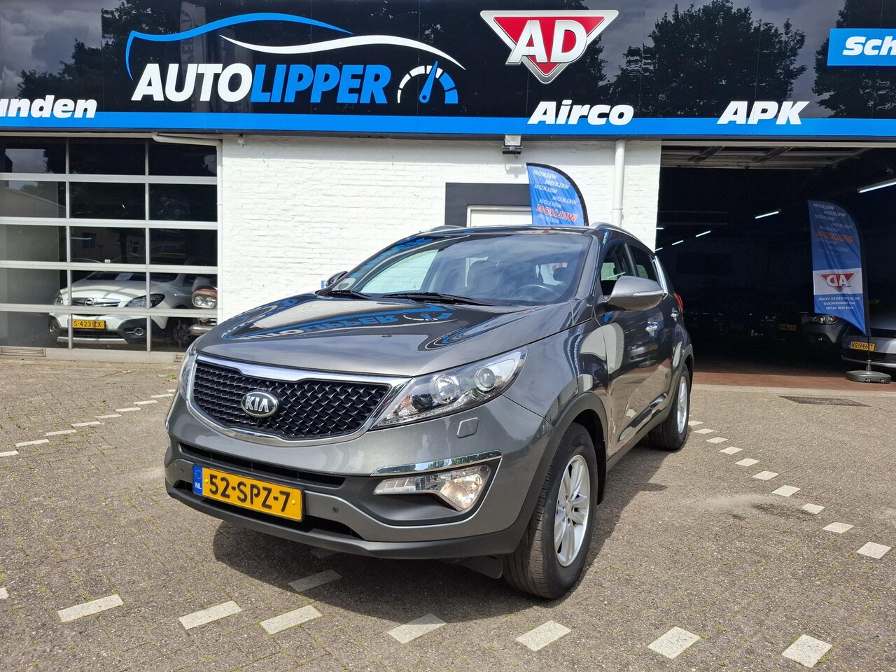 Kia Sportage - 2.0 X-clusive Trekhaak | Camera | Navi | Leder | Nieuwe APK bij aflevering - AutoWereld.nl