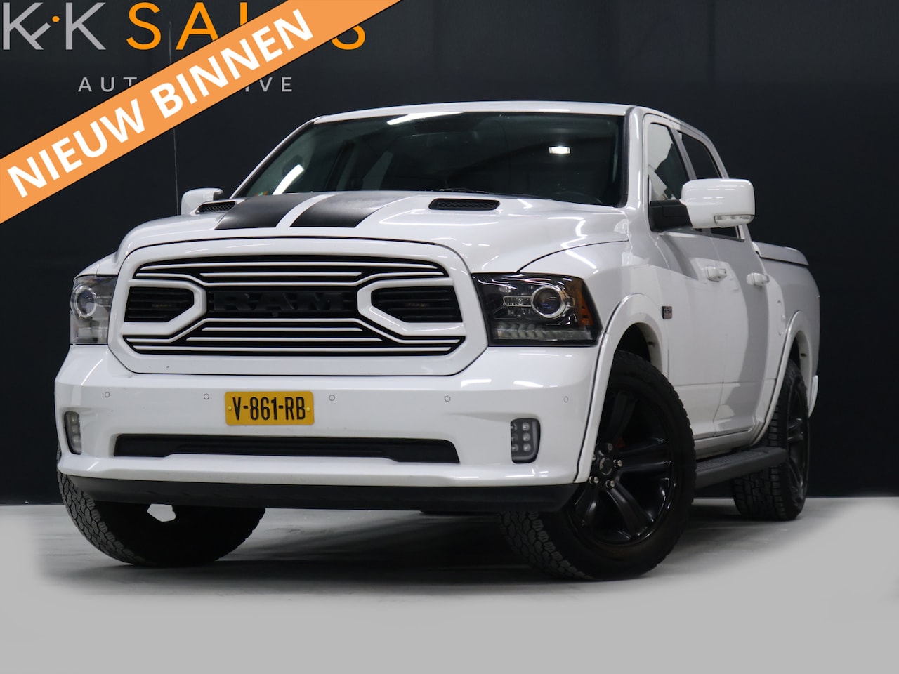 Dodge Ram 1500 - 5.7 V8 4x4 Crew Cab Laramie [TREKHAAK, CAMERA, STOELVERWARMING/VENTILATIE, ELEKTRISCH VERS - AutoWereld.nl